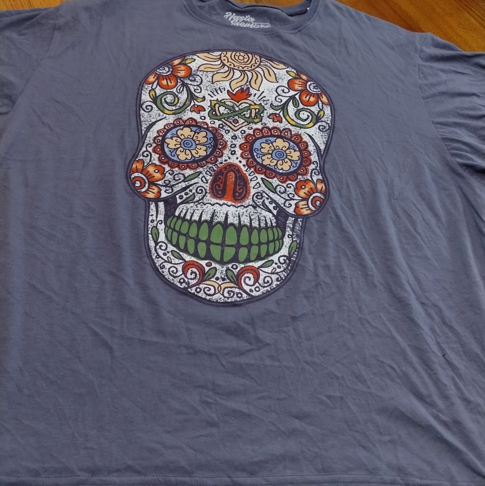 Ladies sz XXL shirt